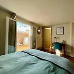 Appart Cosy 4 Pers Avec Terrasse Vue Sur Les Toits