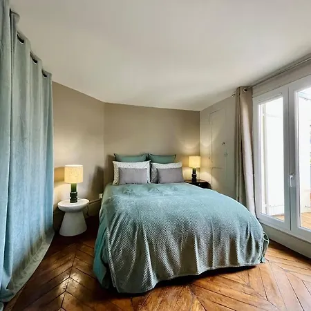 Appart Cosy 4 Pers Avec Terrasse Vue Sur Les Toits Appartamento *