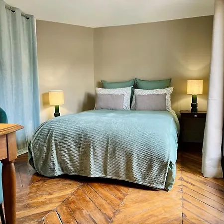 Appart Cosy 4 Pers Avec Terrasse Vue Sur Les Toits Appartamento Parigi