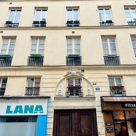 Appartamento Appart Cosy 4 Pers Avec Terrasse Vue Sur Les Toits Parigi
